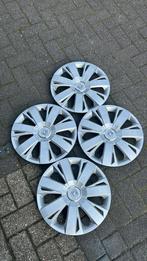 set renault wieldoppen zilver 15 inch, Auto diversen, Wieldoppen, Ophalen of Verzenden, Nieuw