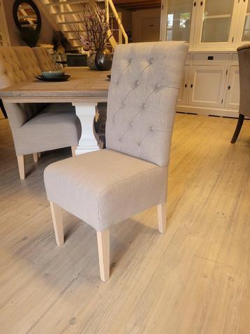 *VOORRAAD* 6 Landelijke Eetkamerstoelen Liana kleur Sand (2) beschikbaar voor biedingen