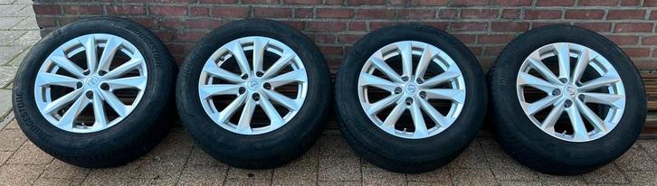 Origineel Nissan Qashqai lichtmetaal velgen 17"inch met TPMS, Auto diversen, Wieldoppen, Zo goed als nieuw, Ophalen