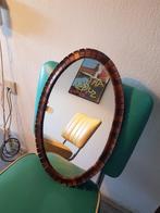 Vintage ovale spiegel Denemarken jaren 60 houten lijst, Minder dan 100 cm, Minder dan 50 cm, Ophalen of Verzenden, Ovaal