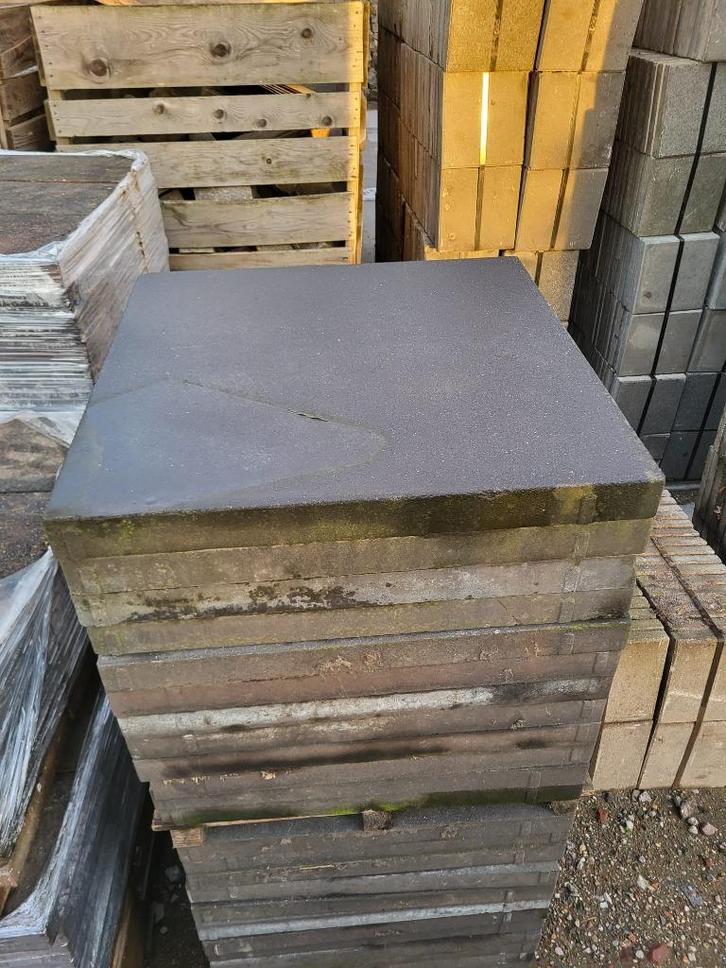 15.36m2 Restpartij Gebruikte tegels 80x80x6cm antraciet, Tuin en Terras, Tegels en Klinkers, Gebruikt, Terrastegels, Beton, 10 m² of meer