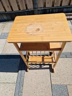 Houten Bijzettafel met Tijdschriftenrek, Huis en Inrichting, Tafels | Bijzettafels, Minder dan 55 cm, Gebruikt, Modern, Rechthoekig