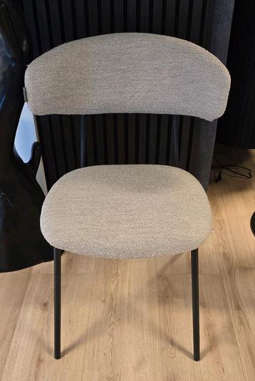 Showroommodel eetkamerstoelen | verschillende modellen |  beschikbaar voor biedingen