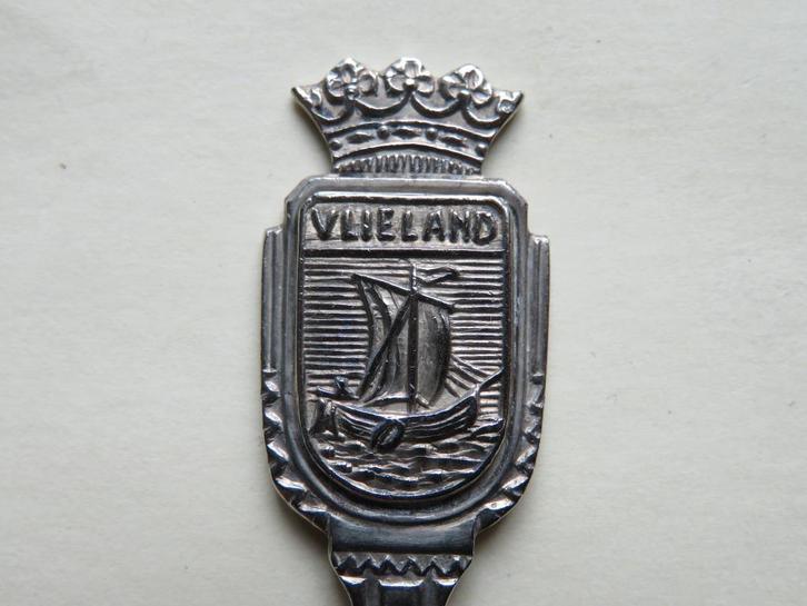 Lepeltje oud wapen Vlieland tot 1816, Antiek en Kunst, Antiek | Bestek, Ophalen of Verzenden