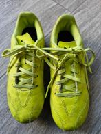 Kids puma football shoes [34 EU], Ophalen, Jongetje of Meisje, Puma, Gebruikt