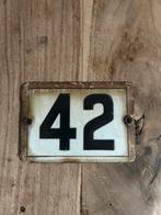 Vintage Huisnummer 42, Ophalen of Verzenden, Gebruikt