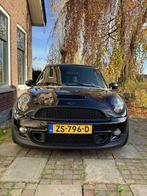 Mini Clubman 1.6 Cooper S 2014 blackout Bond street, Auto's, Mini, Zwart, 4 cilinders, 4 stoelen, Zwart