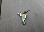 1 mooie kleurrijke pin van een Kolibrie te koop, Verzamelen, Speldjes, Pins en Buttons, Ophalen of Verzenden, Nieuw, Dier of Natuur