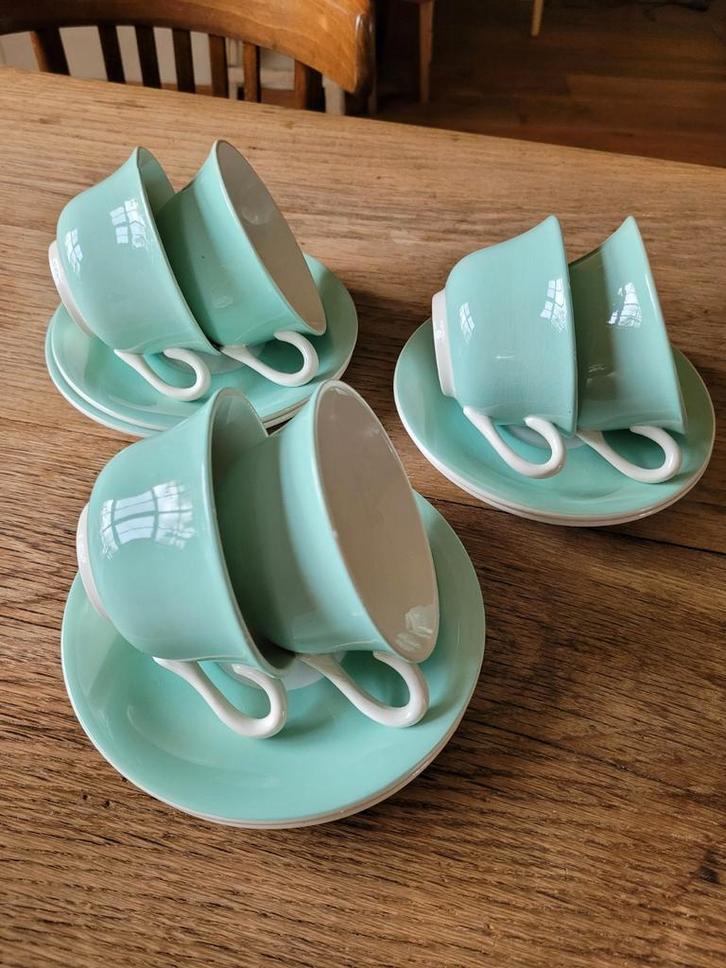 Prachtig frans servies St. Amand, pastelgroen mintgroen, Antiek en Kunst, Antiek | Servies los, Ophalen of Verzenden