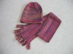 hand gebreide muts met sjaal, Ophalen of Verzenden, Nieuw, Sjaal