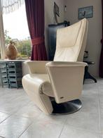 Leren relax stoel (wit) met zware rvs voet, Merk: Prominent, 125 tot 150 cm, Leer, Ophalen of Verzenden