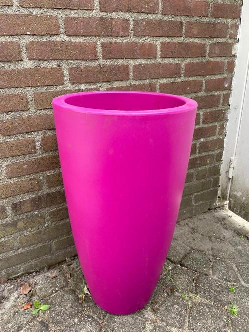 Bloempotten Elho (1 grote roze en 4 hangbloempotten), Tuin en Terras, Bloempotten, Gebruikt, Kunststof, Balkon, Tuin, 40 tot 70 cm