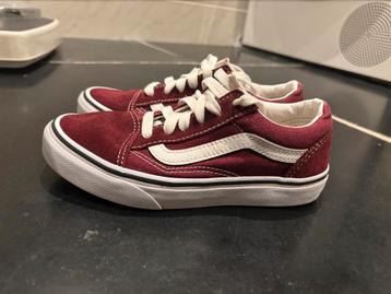 Hele mooie Vans! Amper gedragen, maat 32. Sneakers -Bordeaux beschikbaar voor biedingen