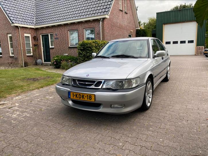 Saab 9-3 aero 2.0 151KW 2001 Grijs, Auto's, Saab, Particulier, Benzine, E, Hatchback, Handgeschakeld, Geïmporteerd, Zilver of Grijs