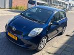 Toyota Yaris 1.3 VVTi Sol MMT, Gebruikt, 750 kg, 4 cilinders, Blauw