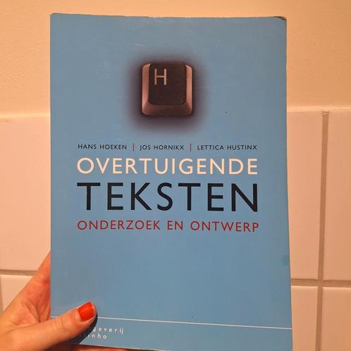 Hans Hoeken - Overtuigende teksten, Boeken, Wetenschap, Zo goed als nieuw, Ophalen of Verzenden