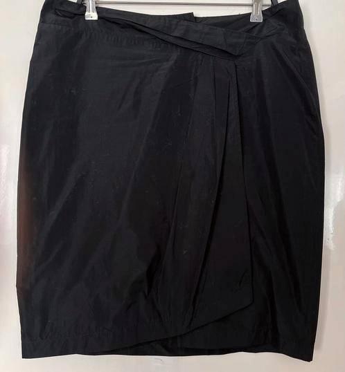 Scarva zwarte rok maat 46 [DM], Kleding | Dames, Rokken, Zo goed als nieuw, Maat 46/48 (XL) of groter, Zwart, Knielengte, Ophalen of Verzenden