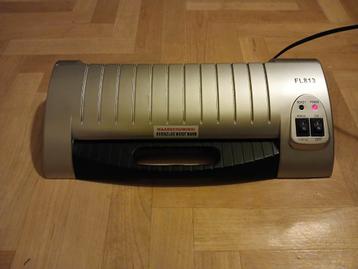 Lamineermachine, incl enkele lamineerhoezen beschikbaar voor biedingen