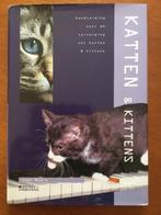 Katten & kittens - Joan Moore, Boeken, Dieren en Huisdieren, Gelezen, Katten, Verzenden