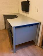 Grooot stalen Bureau met Lades. 1.60 bij 0,80 ., Huis en Inrichting, Bureaus, Ophalen, In hoogte verstelbaar, Gebruikt, Bureau
