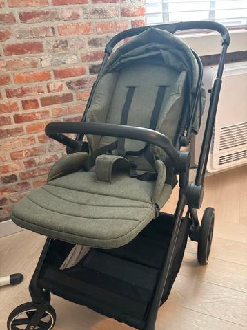 Buggy met grote wielen, plat opvouwbaar beschikbaar voor biedingen