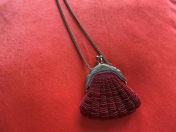 Antieke Kralen Beurs met Ketting beschikbaar voor biedingen