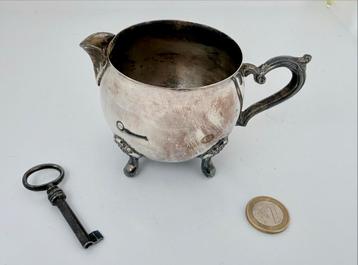 Verzilverde antieke melkkan van Leonard Silver ca. 1940-1950 beschikbaar voor biedingen