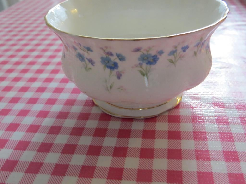 royal albert/memory lane/bakje/servies/blauw/Engeland, Ophalen of Verzenden