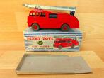 DINKY TOYS # 555 BRANDWEERWAGEN MET BINNENKARTON EN DOOS, Hobby en Vrije tijd, Ophalen of Verzenden, Zo goed als nieuw, Overige typen