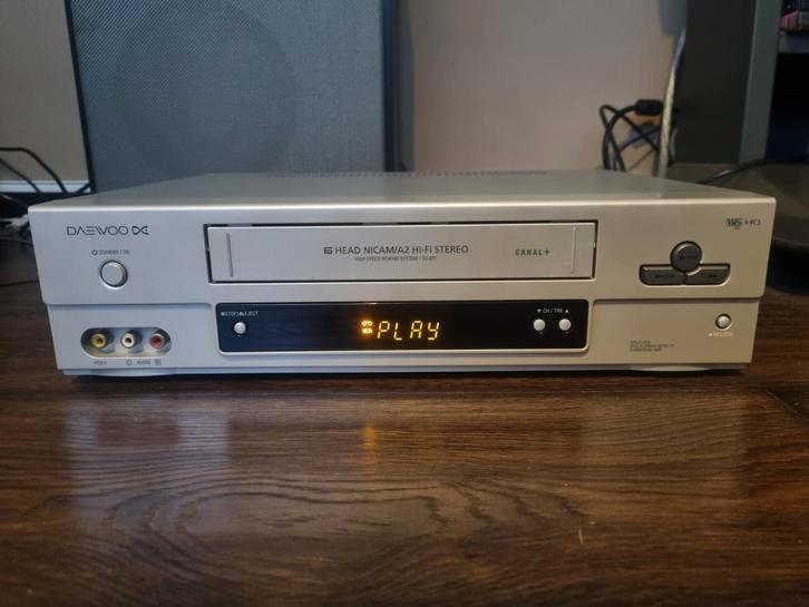 Daewoo VHS Videorecorder - Goed Werkend, Audio, Tv en Foto, Videospelers, Zo goed als nieuw, VHS-speler of -recorder, Ophalen of Verzenden
