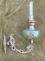 Antiek oliewandlampje, koper met groen glas., Ophalen of Verzenden