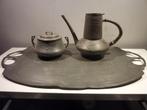 Urania, Maastricht,dienblad, suikerpotje en kannetje,oud tin, Ophalen of Verzenden