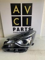 Koplamp Toyota Yaris III 3 Facelift  H7 Links, Gebruikt, -, -, Ophalen of Verzenden