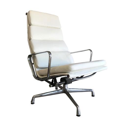 EA 222 / EA 124 By Eames For Vitra Softpad Met Nieuwe Stof., Huis en Inrichting, Fauteuils, Gebruikt, Leer, Metaal, 50 tot 75 cm