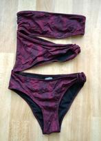 Rood one-shoulder slangenprint badpak, H&M maat 34, H&M, Verzenden, Badpak, Zo goed als nieuw