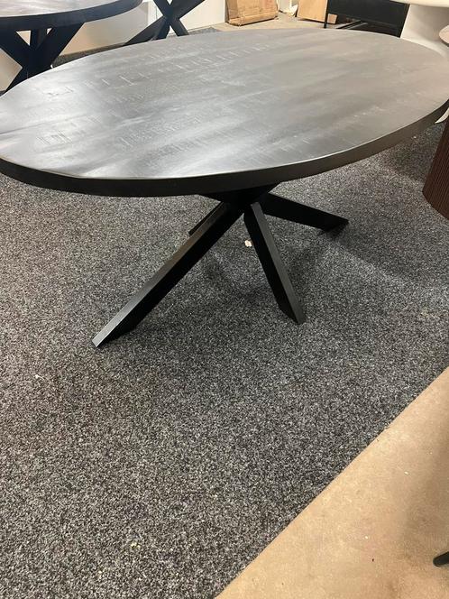 Eettafel ovaal 160cm mangohout zwart met stalen matrixpoot, Huis en Inrichting, Tafels | Eettafels, Zo goed als nieuw, 50 tot 100 cm