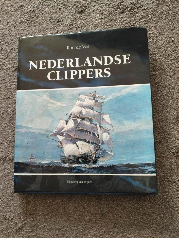 Nederlandse Clippers - Ron de Vos, Boeken, Vervoer en Transport, Zo goed als nieuw, Boot, Ophalen of Verzenden