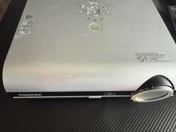 Toshiba TDP-S25U Projector  beschikbaar voor biedingen