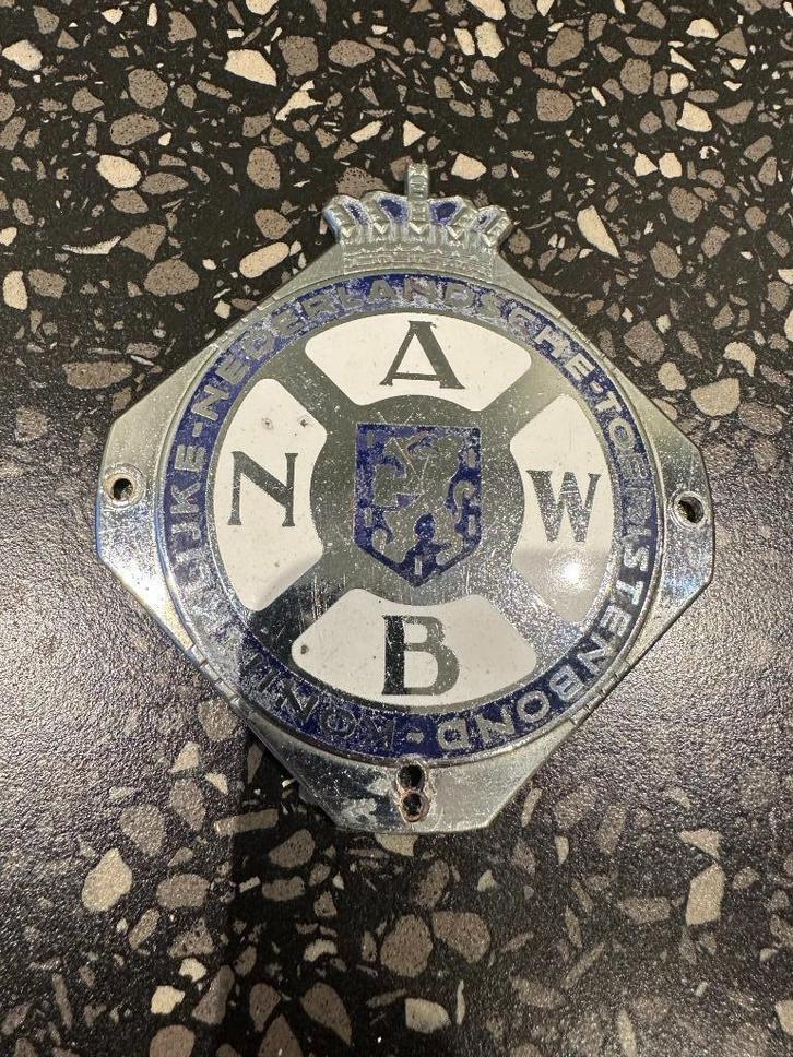 ANWB embleem. Chrome A.N.W.B. logo voor een oldtimer auto., Verzamelen, Merken en Reclamevoorwerpen, Gebruikt, Gebruiksvoorwerp