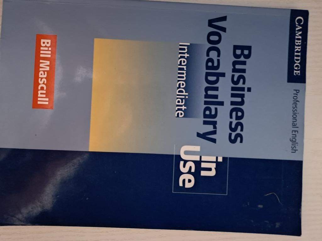 Business Vocabulary in Use - Intermediate, Boeken, Studieboeken en Cursussen, Bill Mascull, Ophalen of Verzenden, Zo goed als nieuw
