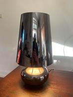 Kartell Cindy Tafellamp donkergrijs zilvergrijs, Ophalen of Verzenden, Zo goed als nieuw, Kunststof, Minder dan 50 cm