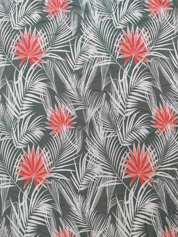 Rekbare viscose leaves  beschikbaar voor biedingen