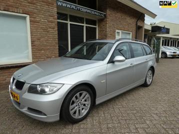 BMW 3-serie Touring 318i Business Line navi / Dealeronderhou beschikbaar voor biedingen