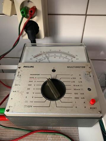 Vintage analoog multimeter(Philips) beschikbaar voor biedingen