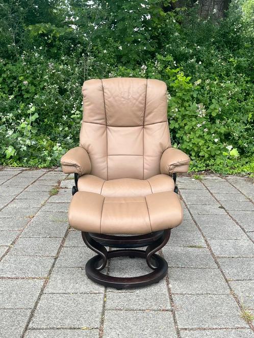 Stressless relax fauteuil met voetenbank, Huis en Inrichting, Fauteuils, Zo goed als nieuw, 50 tot 75 cm, Minder dan 75 cm, Ophalen of Verzenden