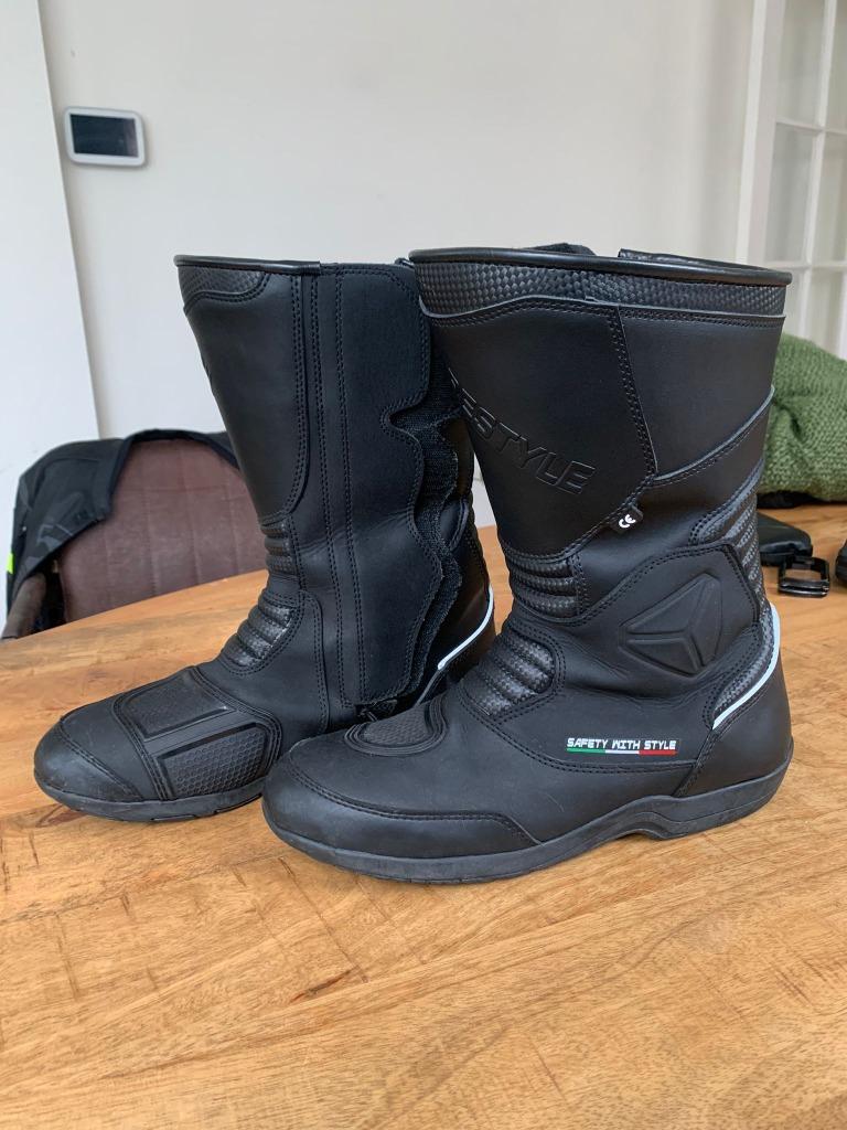 Motorlaarzen leer Restyle 44, Motoren, Kleding | Motorkleding, Laarzen, Heren, Tweedehands, Ophalen