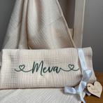 Swaddle met naam baby èn hartjes geborduurd. Uniek cadeau, Verzenden, Nieuw, Kraamcadeau