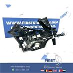 W447 BUMPER GELEIDER A4478800601 ROOSTER LINKS VITO VOORBUMP, Ophalen of Verzenden, Gebruikt, Mercedes-Benz