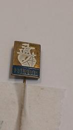 Vintage Plymouth Speldje, Verzamelen, Speldjes, Pins en Buttons, Ophalen of Verzenden, Gebruikt, Stad of Land, Speldje of Pin