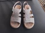 Comfort sandalen ecru met stalen knopjes Bristol maat 41, Ophalen of Verzenden, Zo goed als nieuw, Beige, Sandalen of Muiltjes